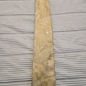 Luxurious Gold Paisley Men's Tie